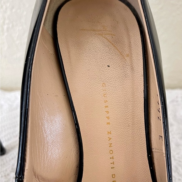 Giuseppe Zanotti Design Italian Black Patent Leather Peep-Toe Pumps Shoes 38 EUC - Picture 7 of 13